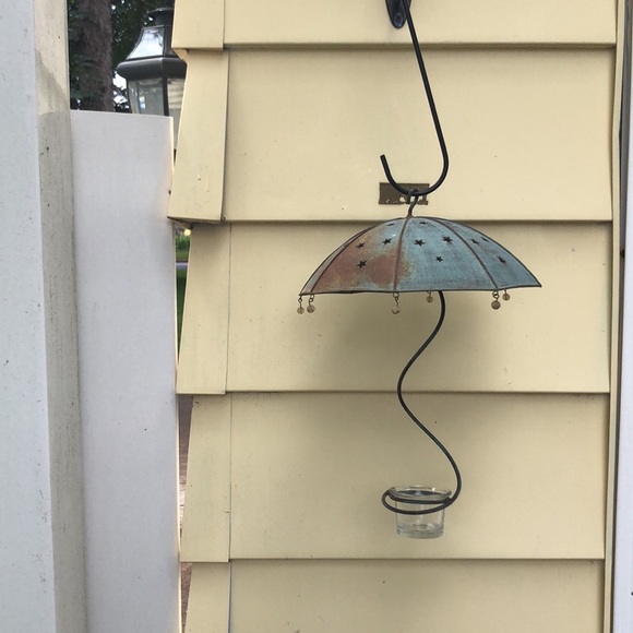 PARTYLITE April Showers umbrella rustic light up outdoor patio candle holder - Picture 2 of 13